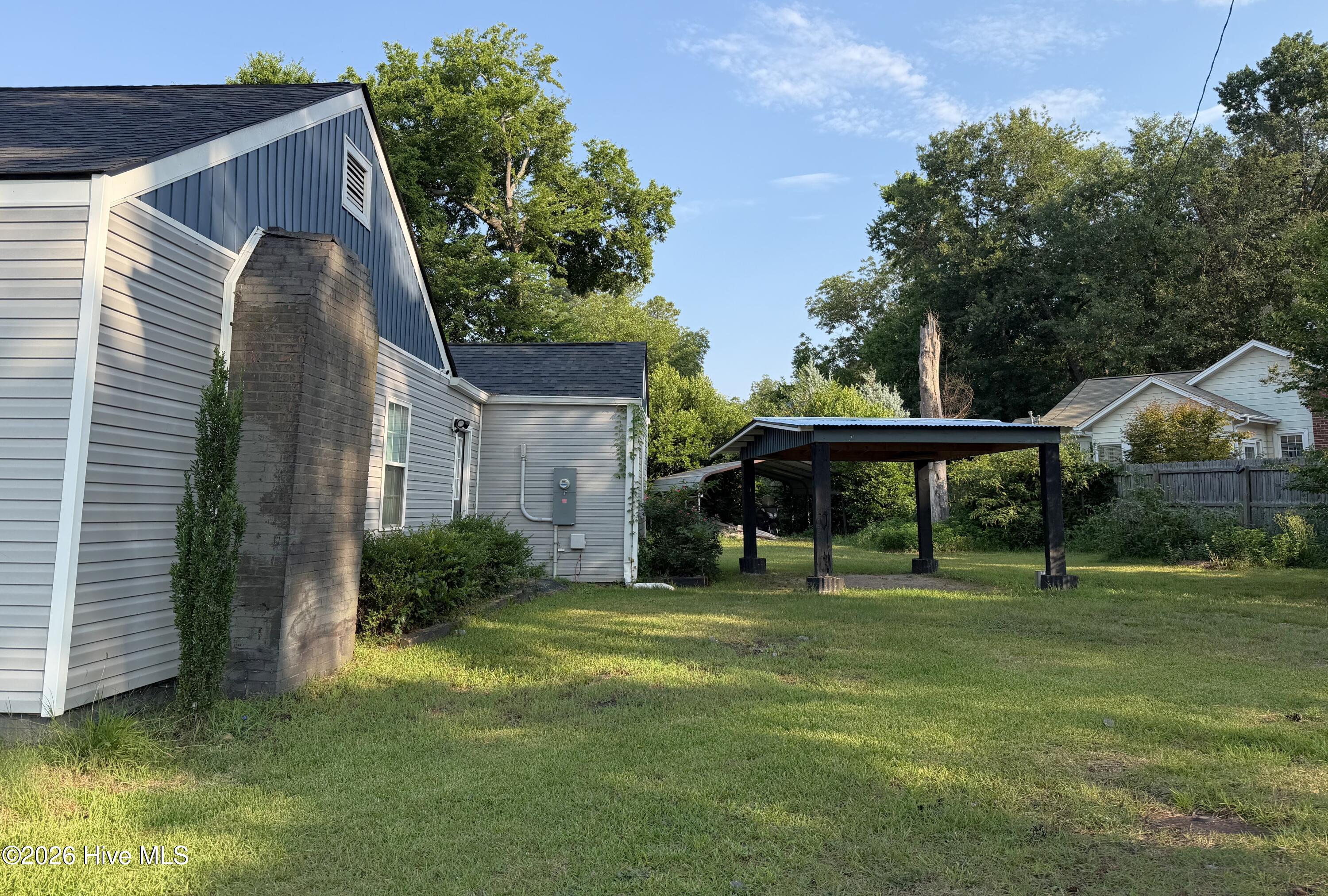 main property photo 35