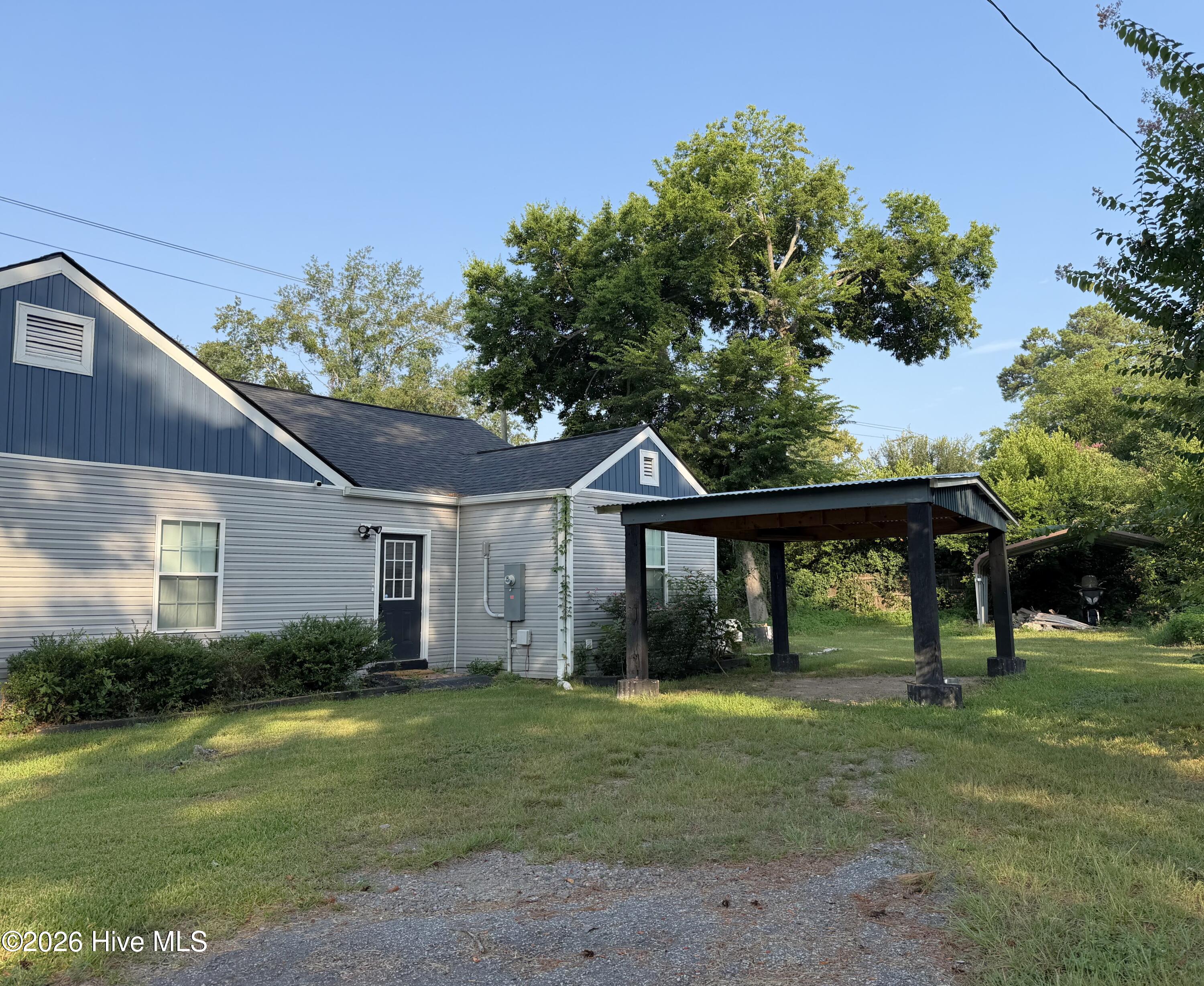 main property photo 36