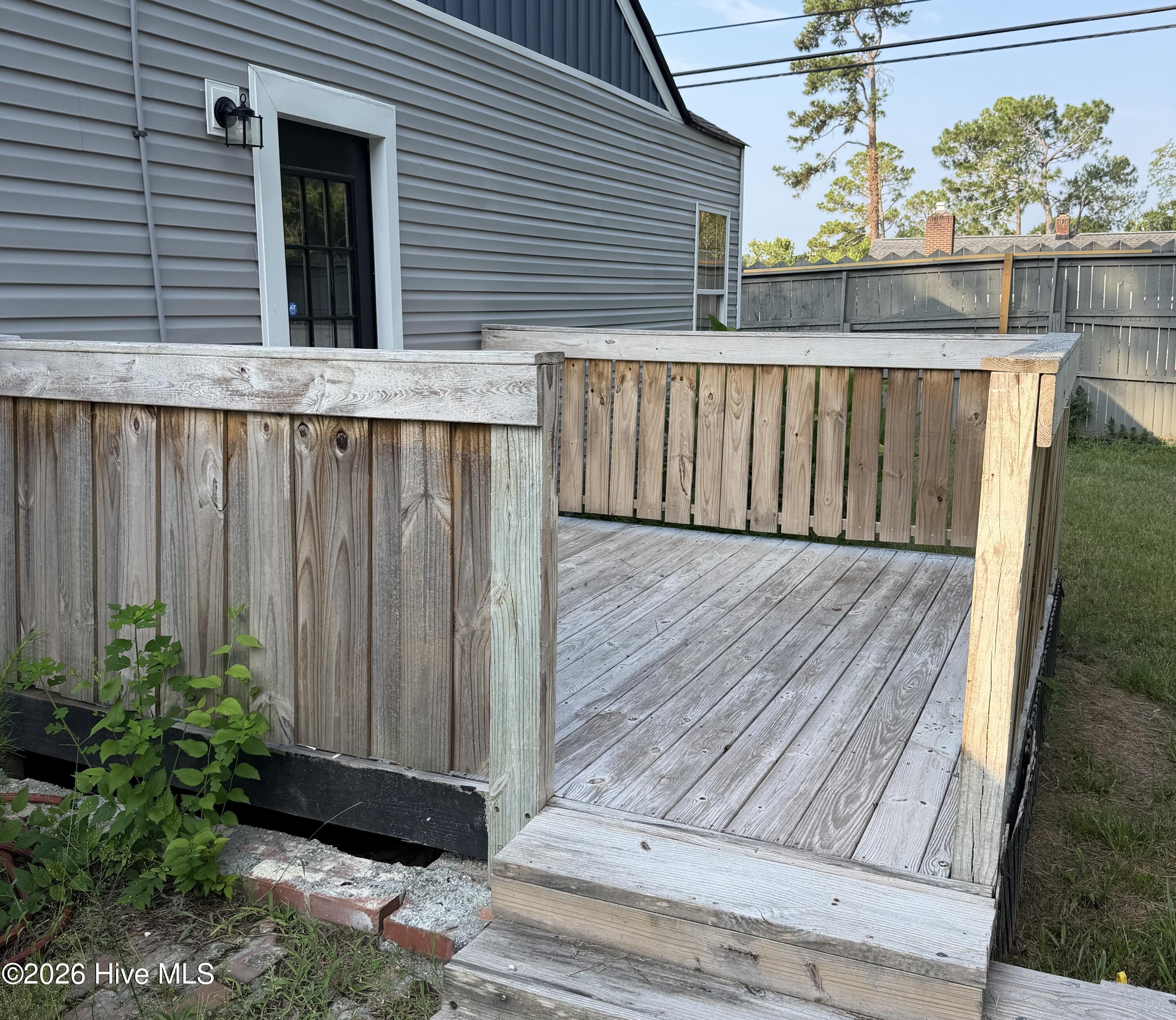 main property photo 42