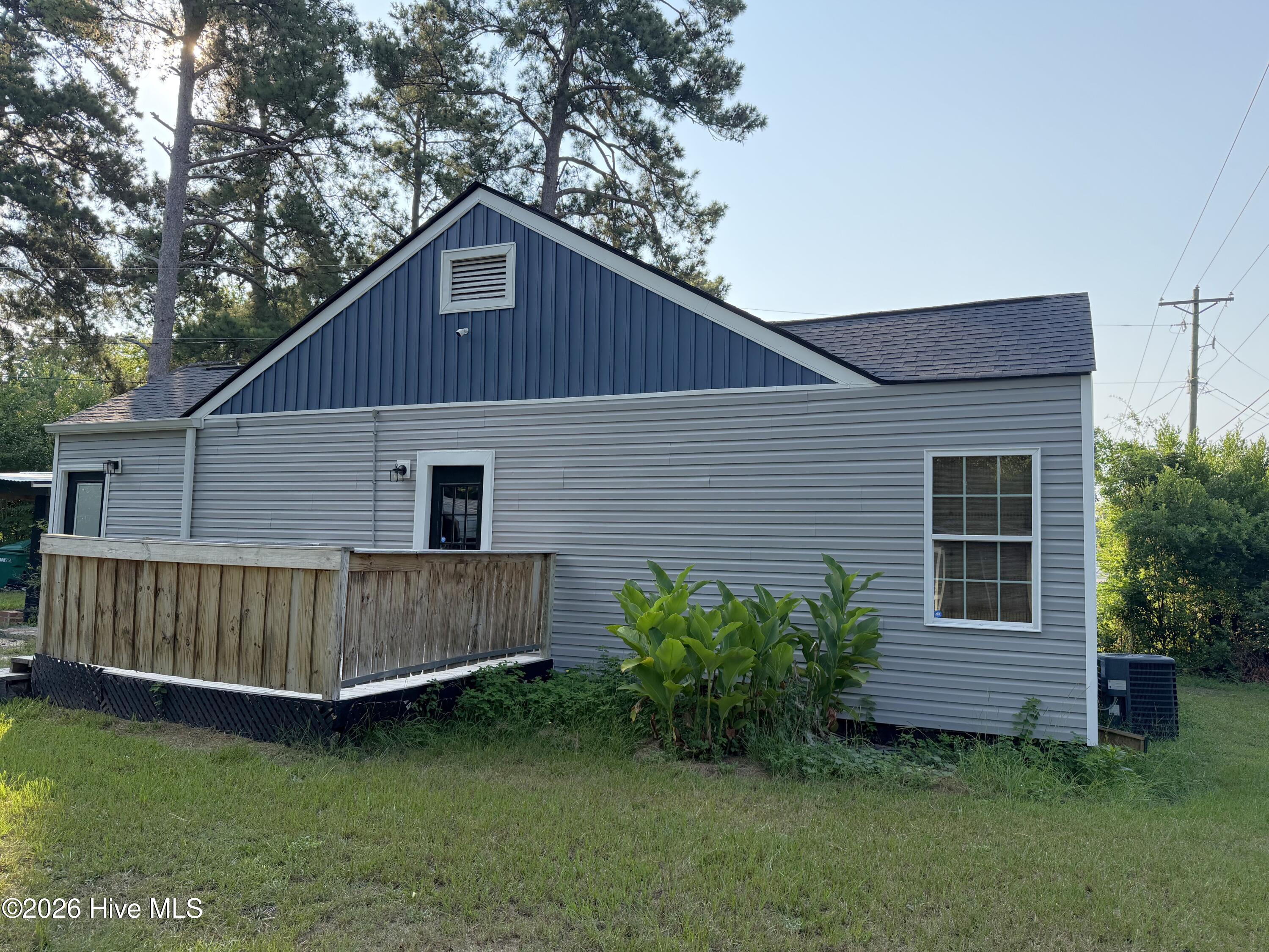 main property photo 43