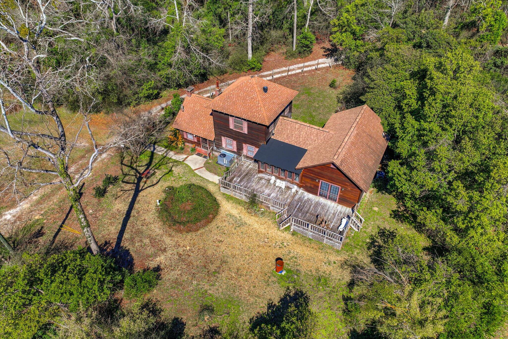 main property photo 25