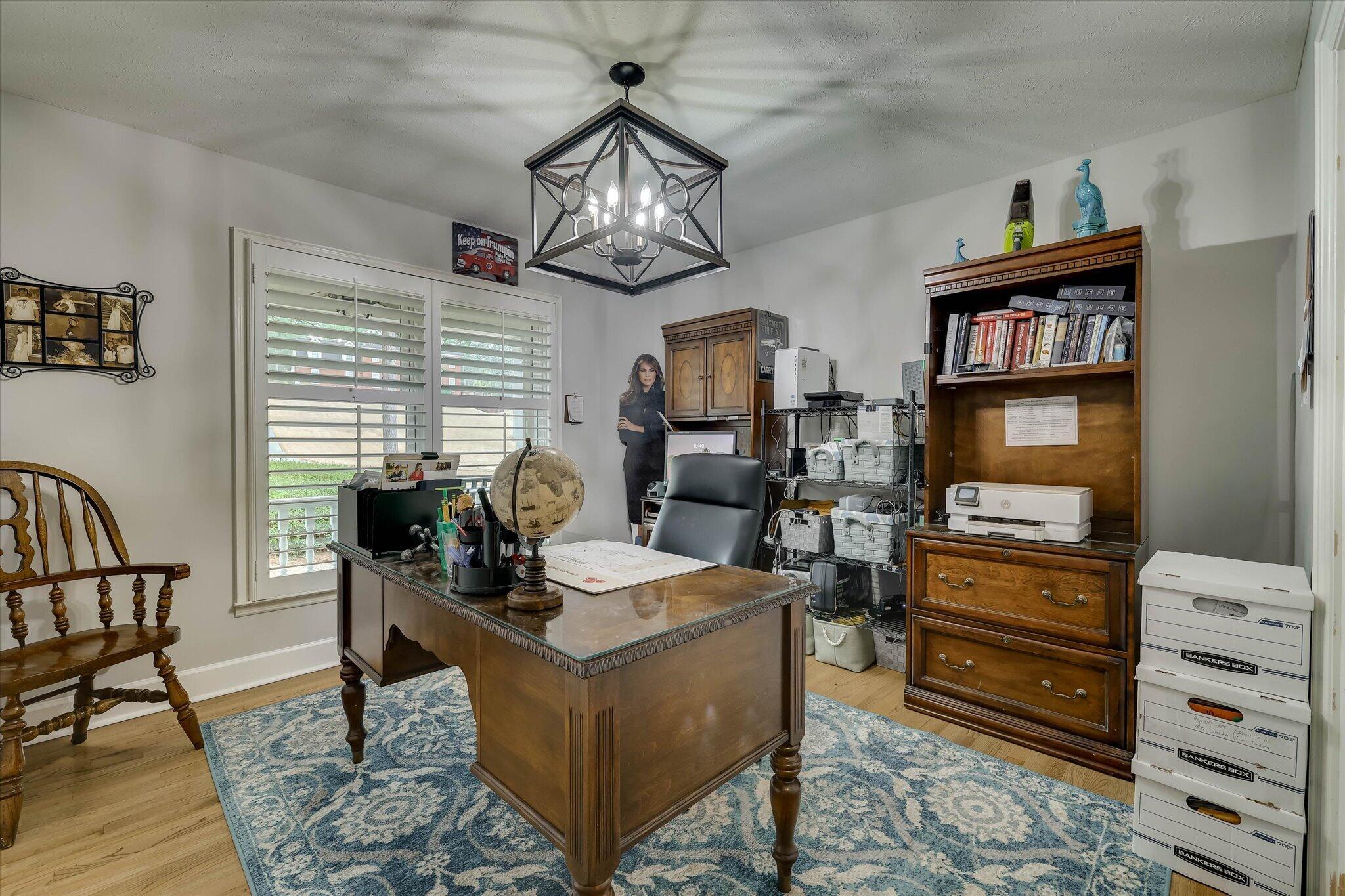 main property photo 32