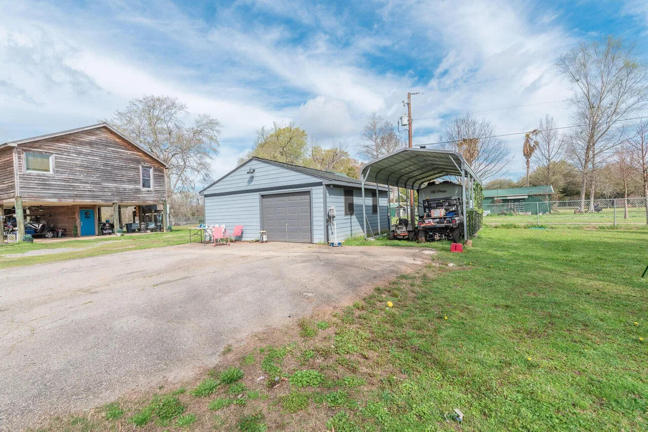 main property photo 63