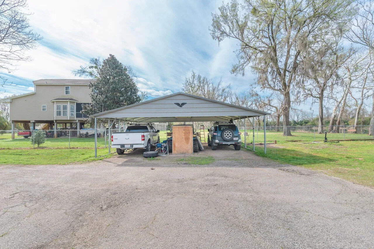 main property photo 65