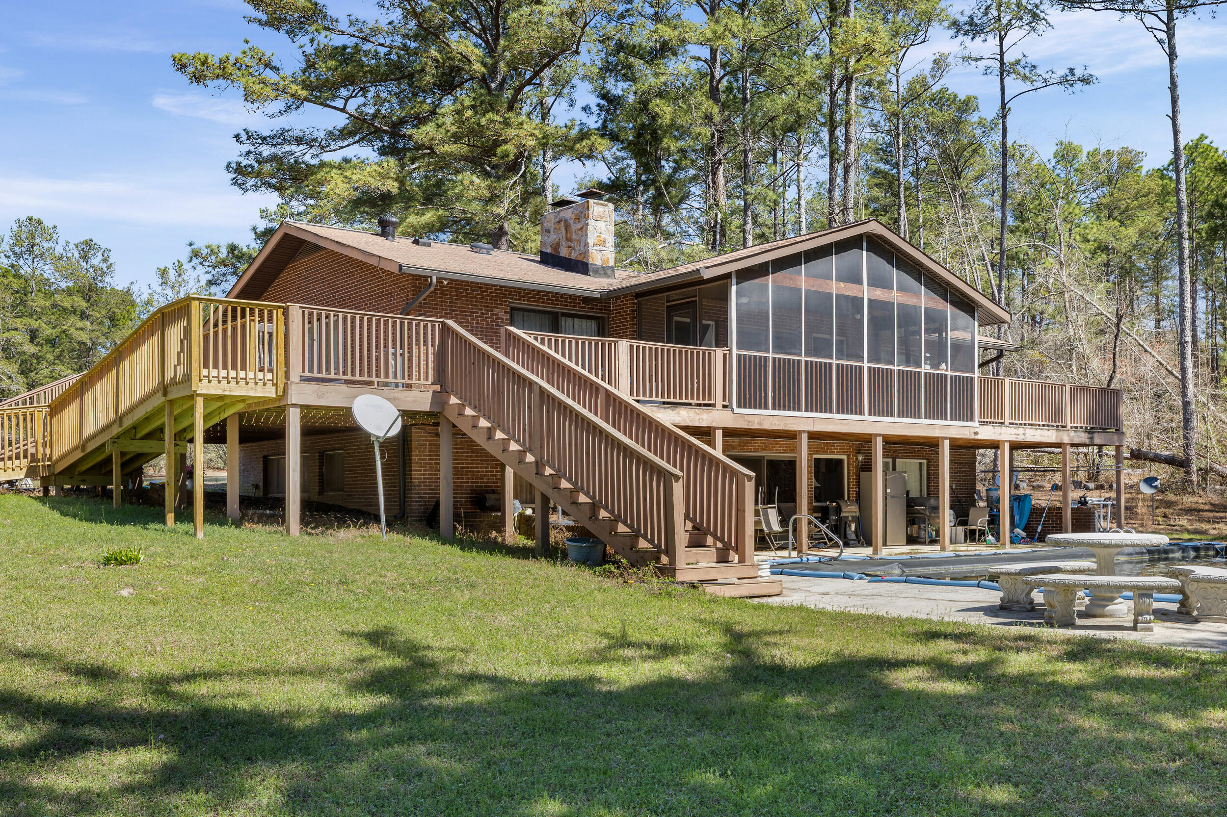 main property photo 39