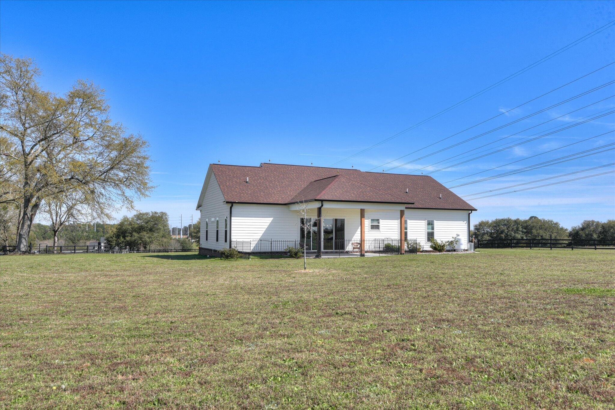 main property photo 46