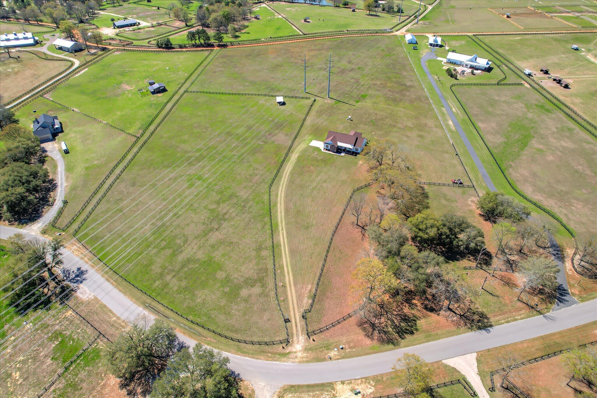main property photo 50