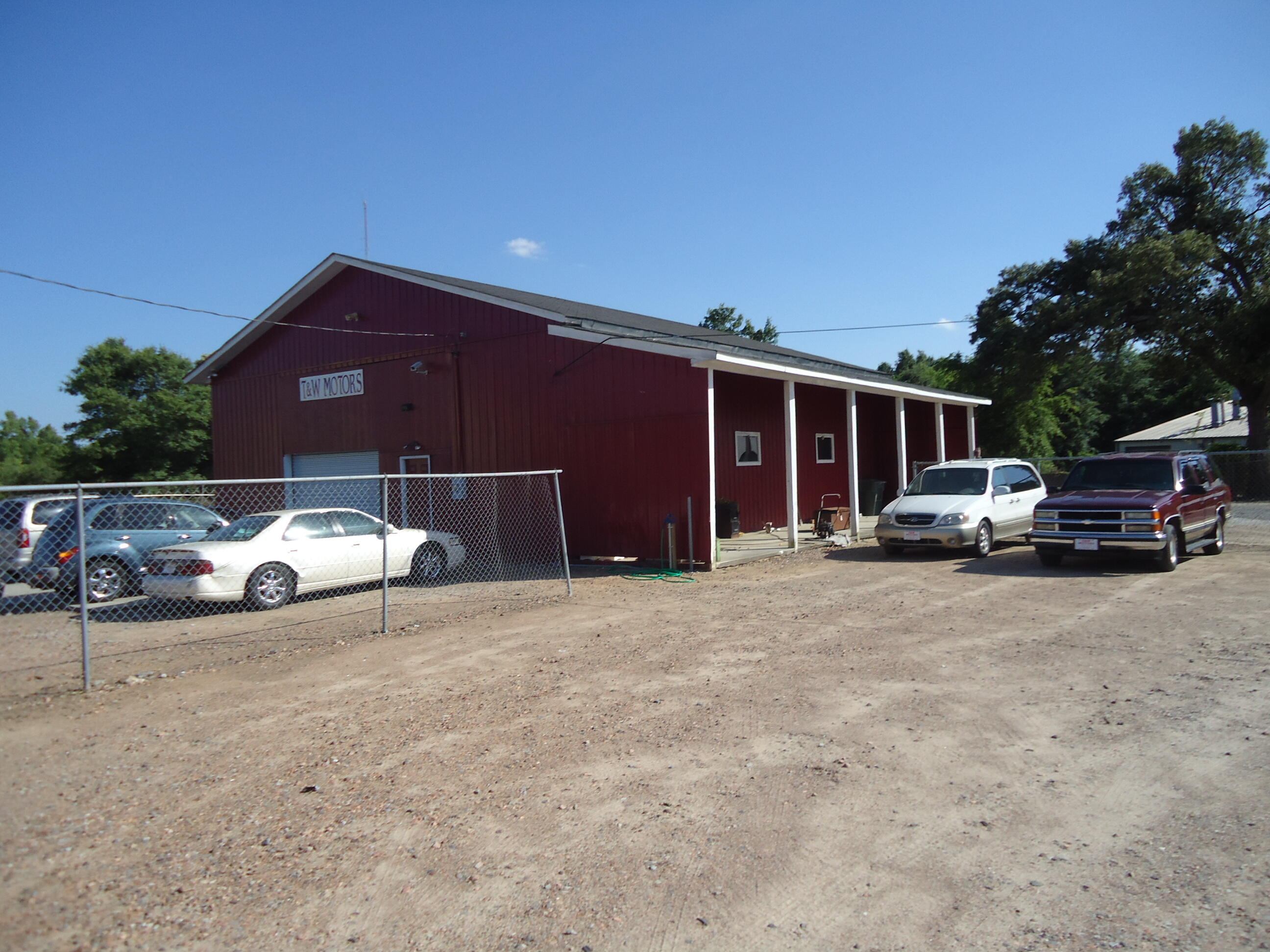 main property photo 2