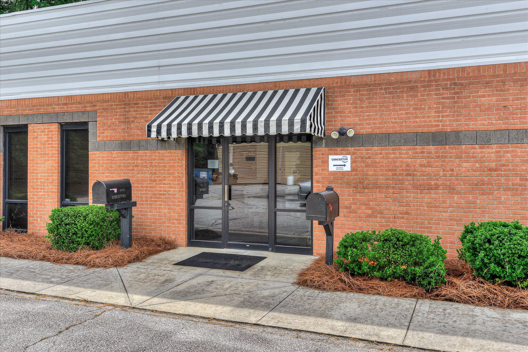 main property photo 11