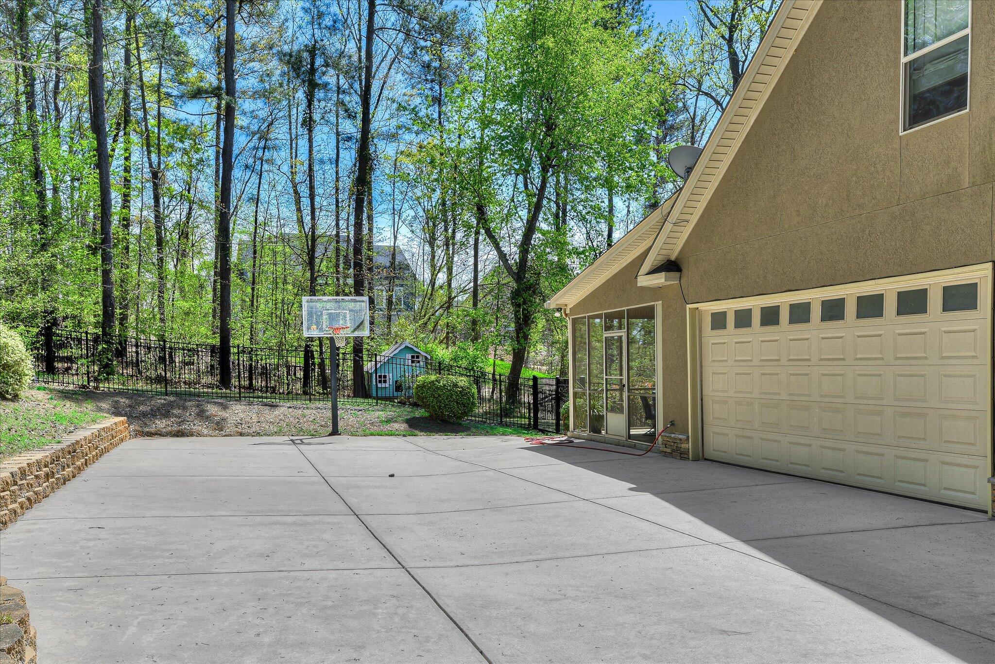 main property photo 65