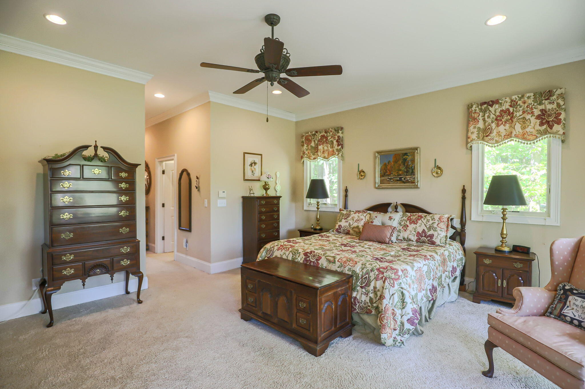 main property photo 48