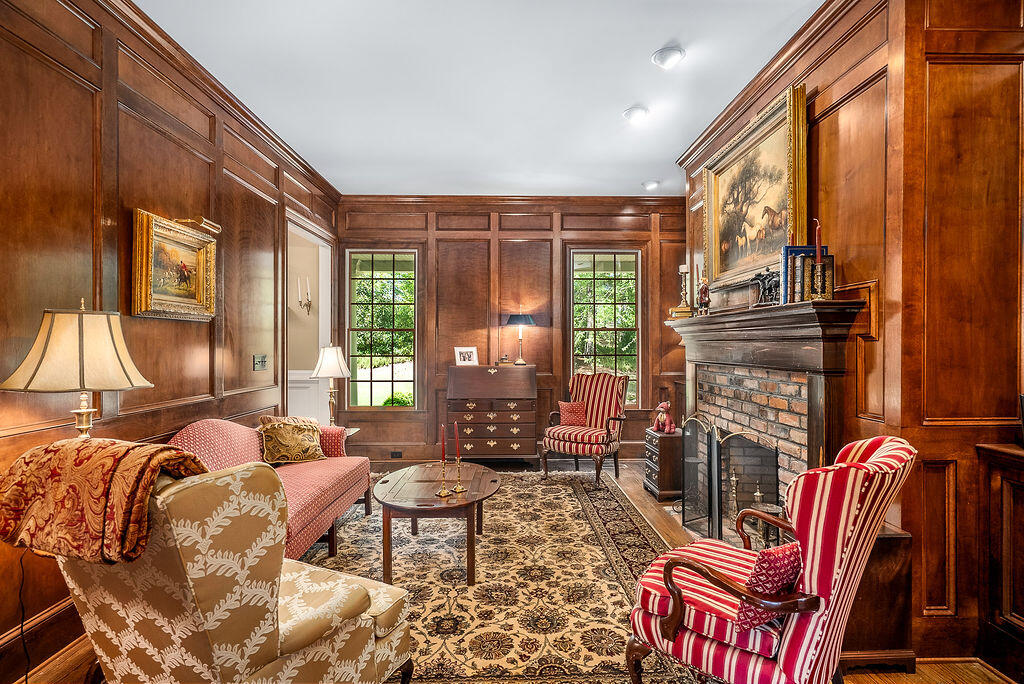 main property photo 23