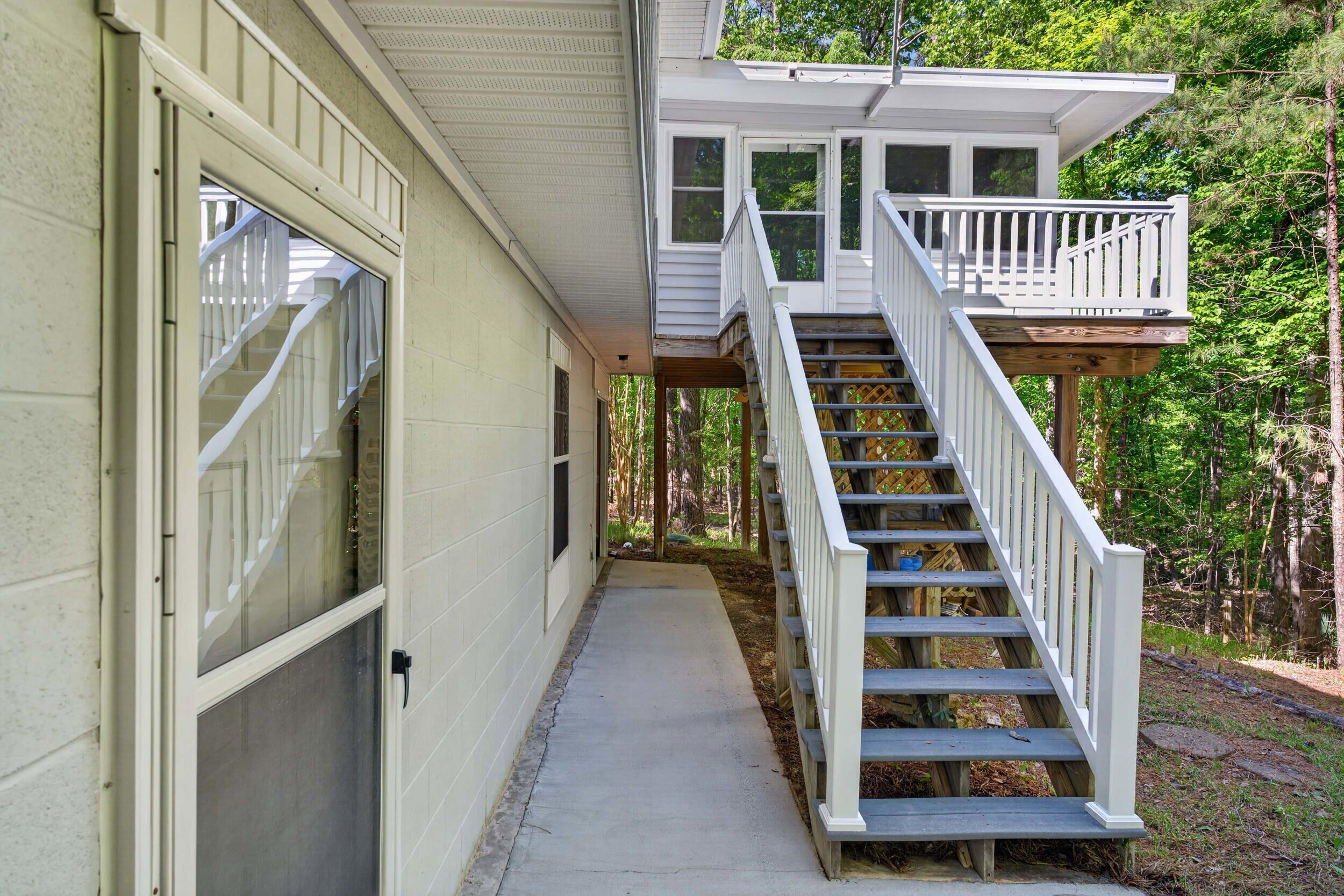 main property photo 60