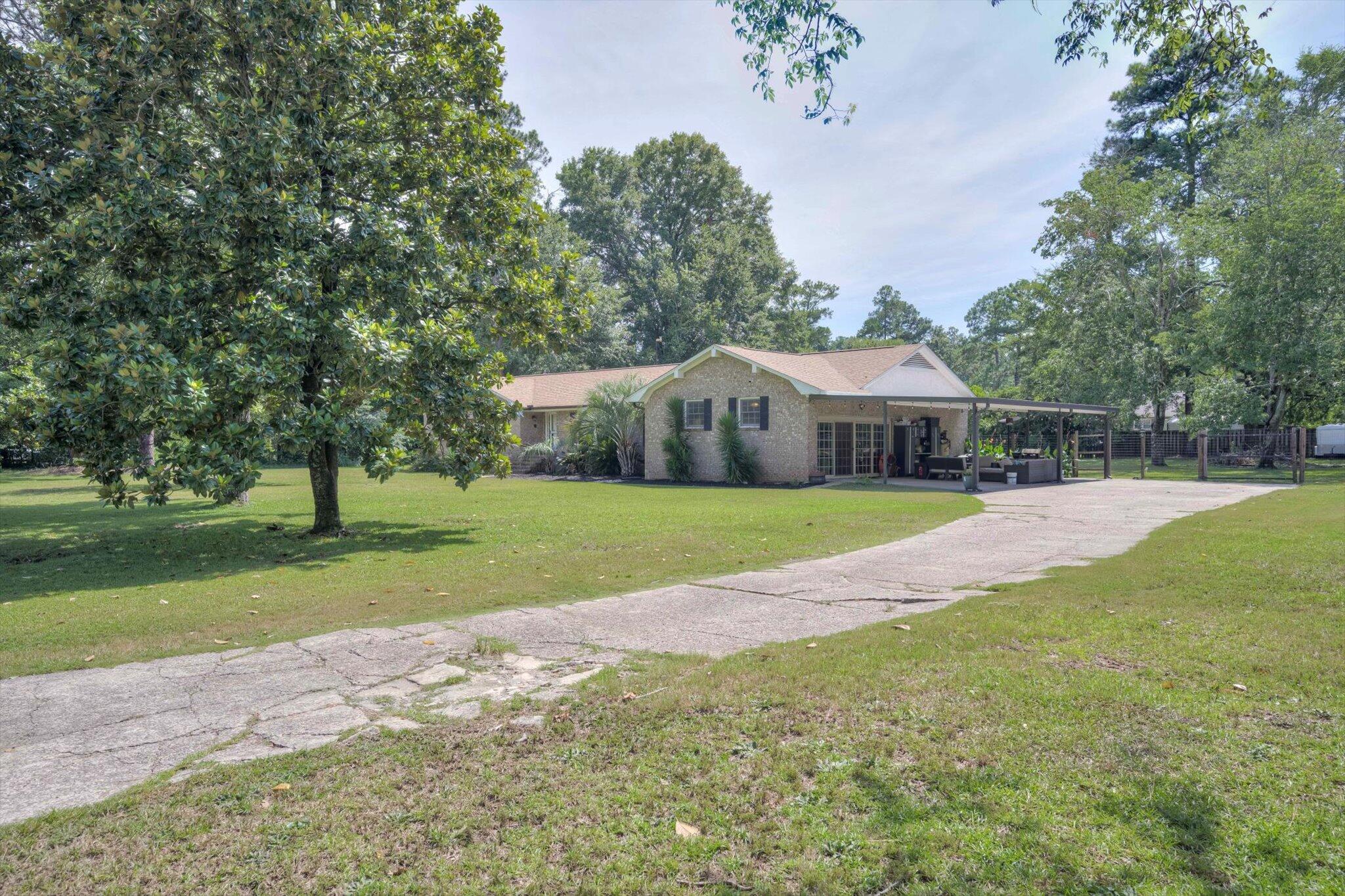 main property photo 43