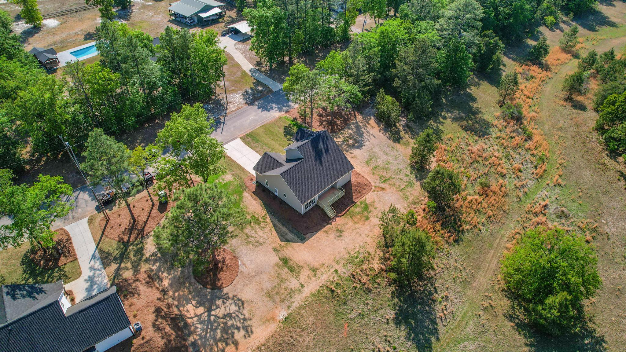main property photo 44