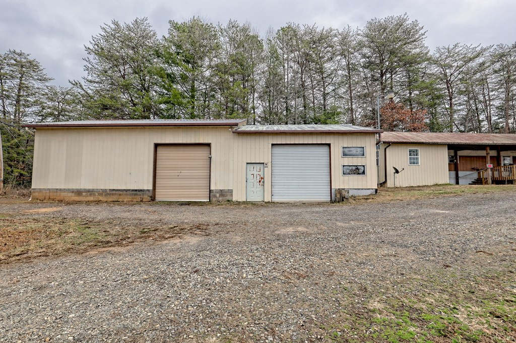 main property photo 5