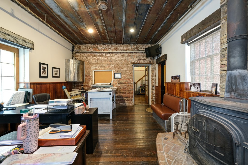 main property photo 61