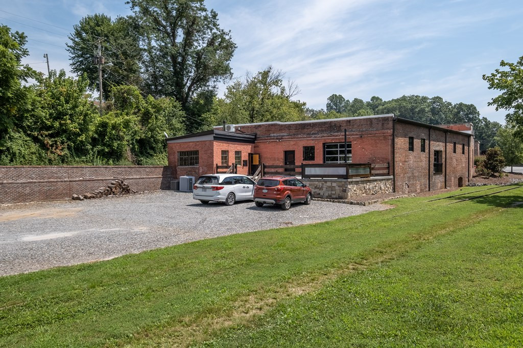main property photo 64