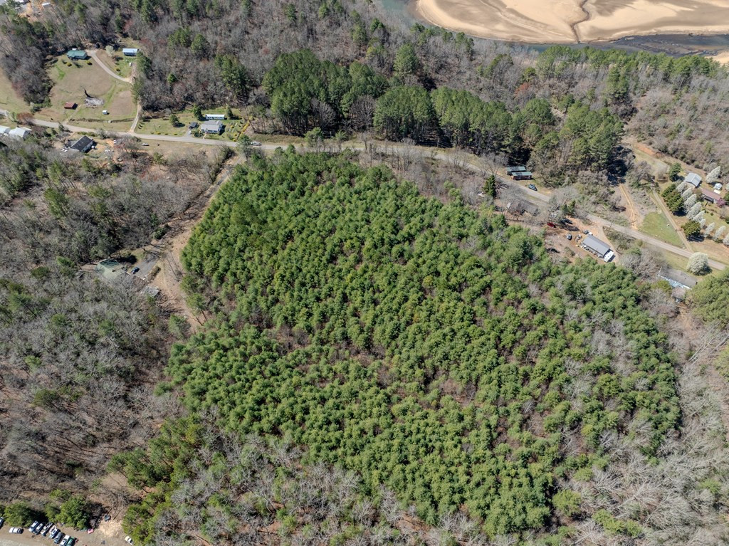 main property photo 9