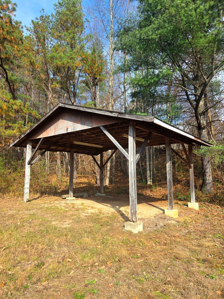 main property photo 23