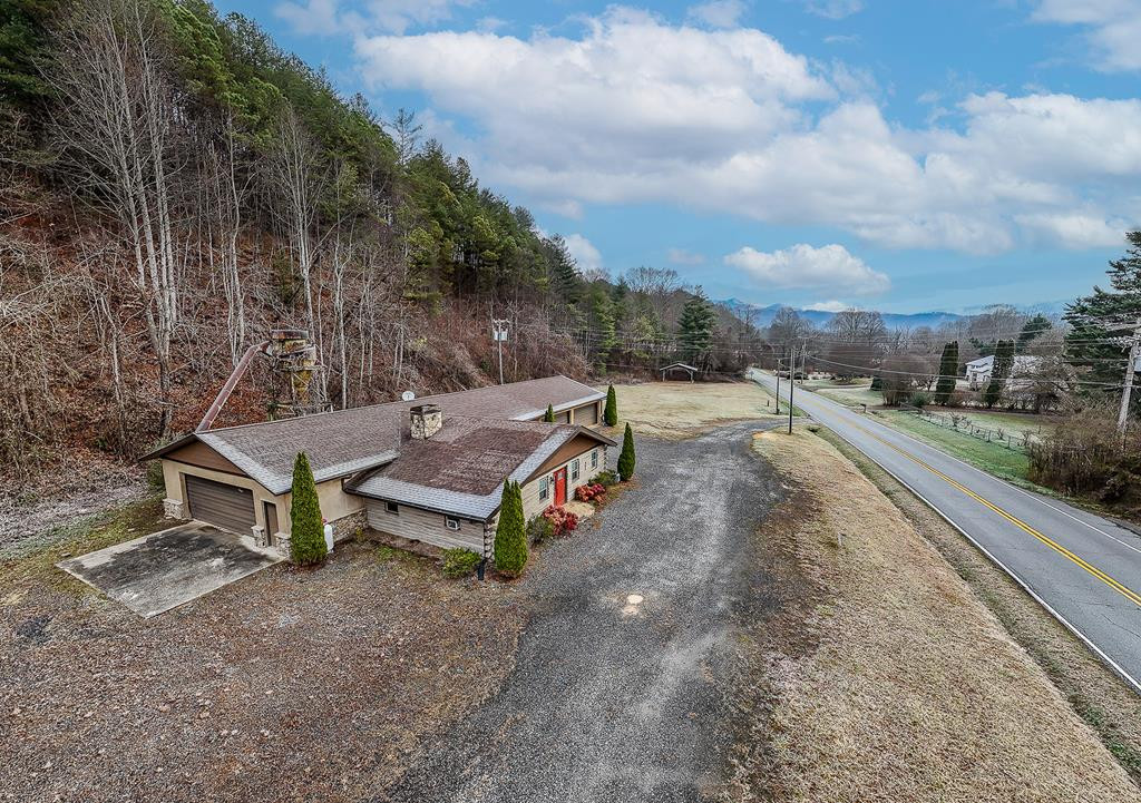 main property photo 25