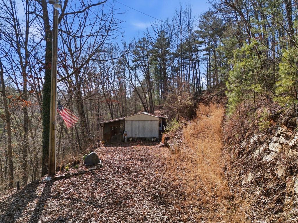 main property photo 30