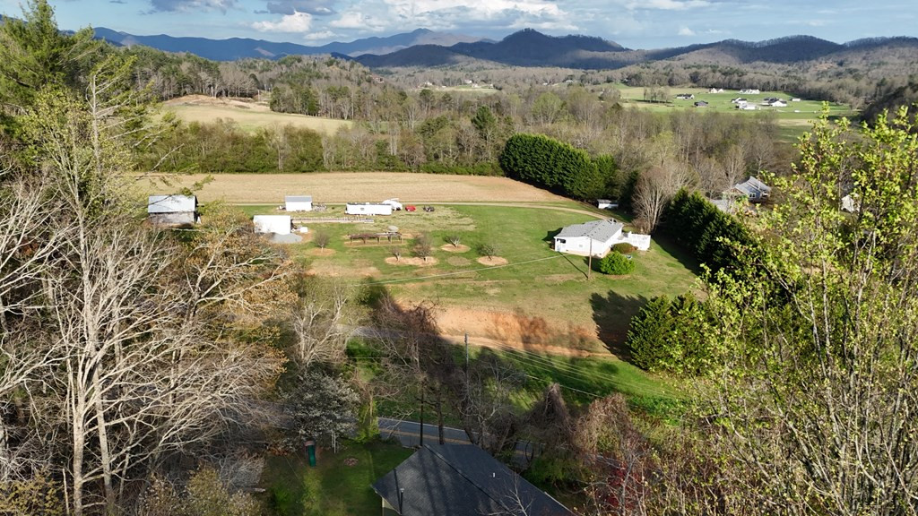 main property photo 36