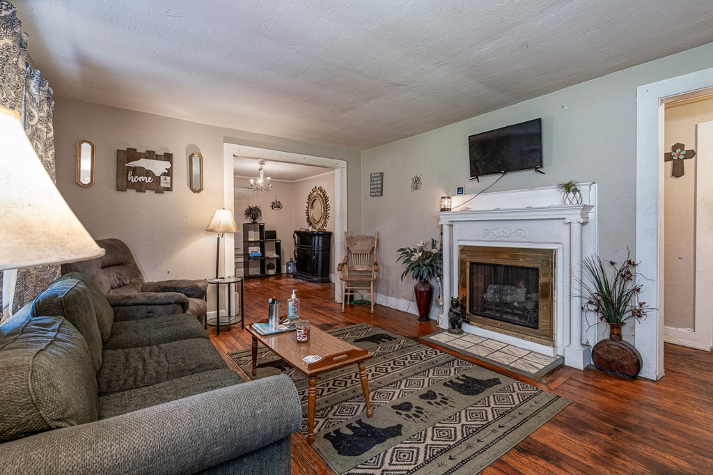 main property photo 51