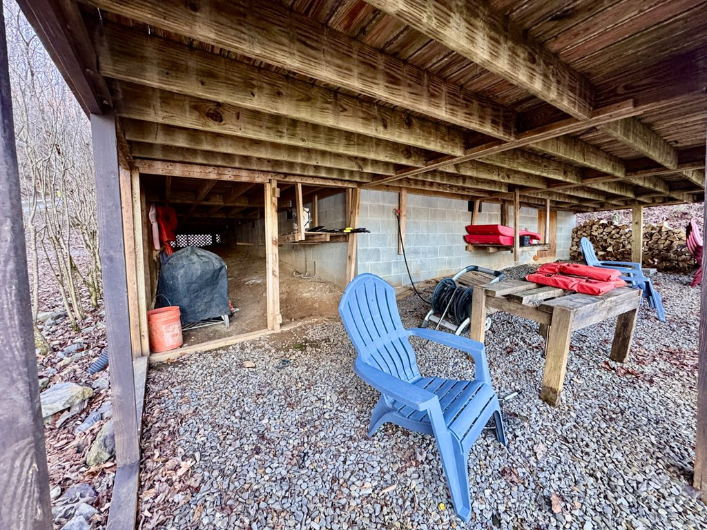 main property photo 35