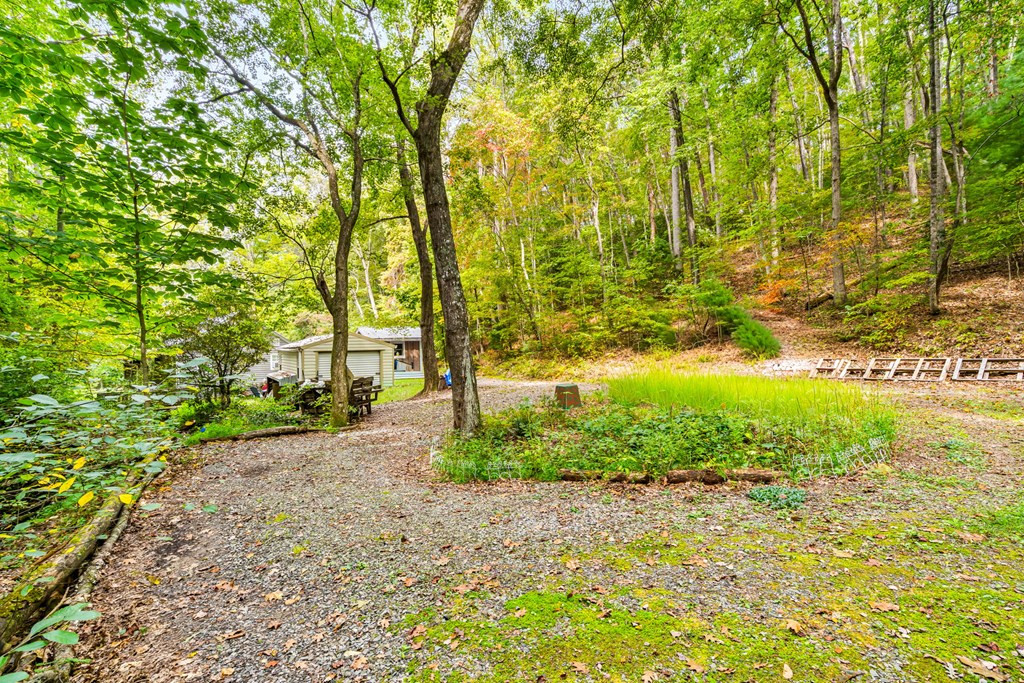 main property photo 33