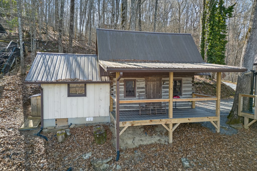 main property photo 7