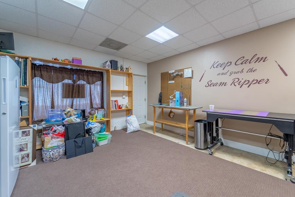 main property photo 36