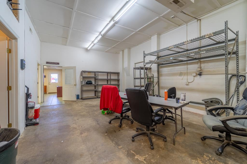 main property photo 44