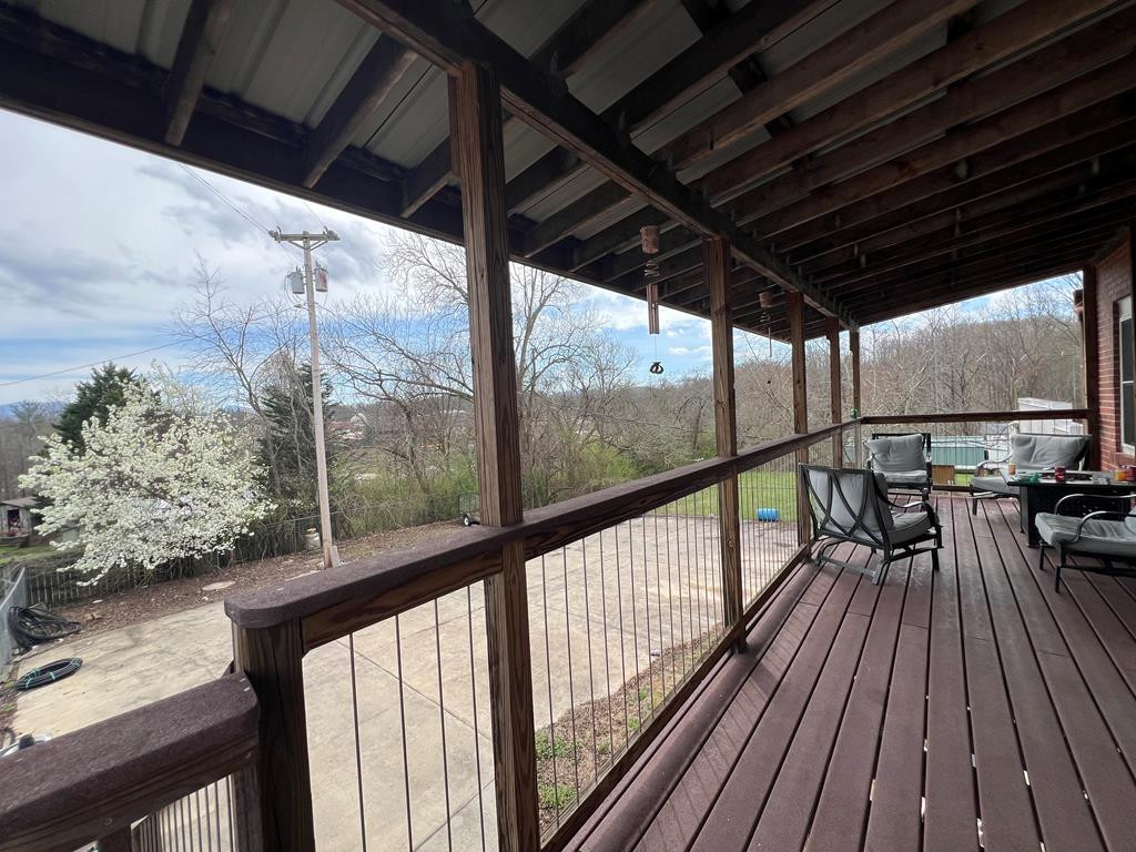 main property photo 50