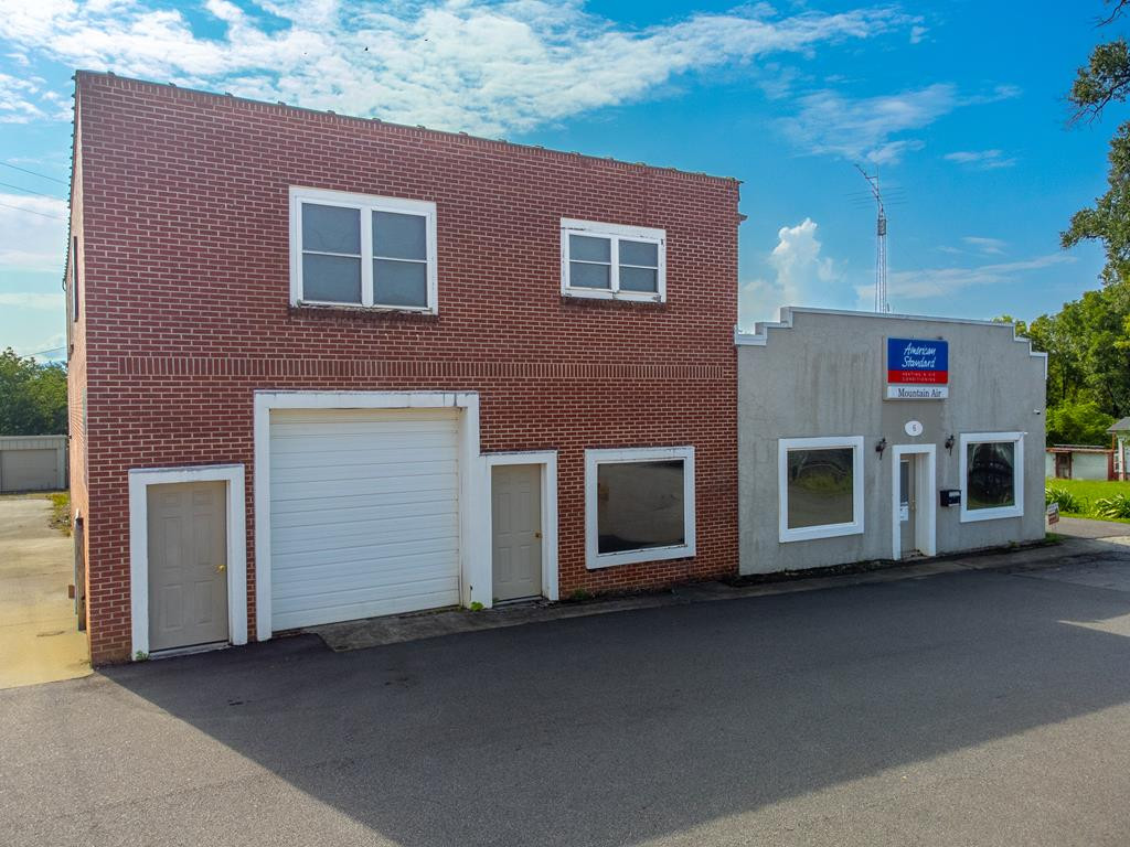 main property photo 60