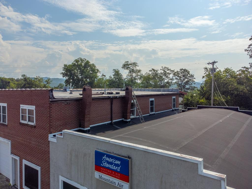 main property photo 62