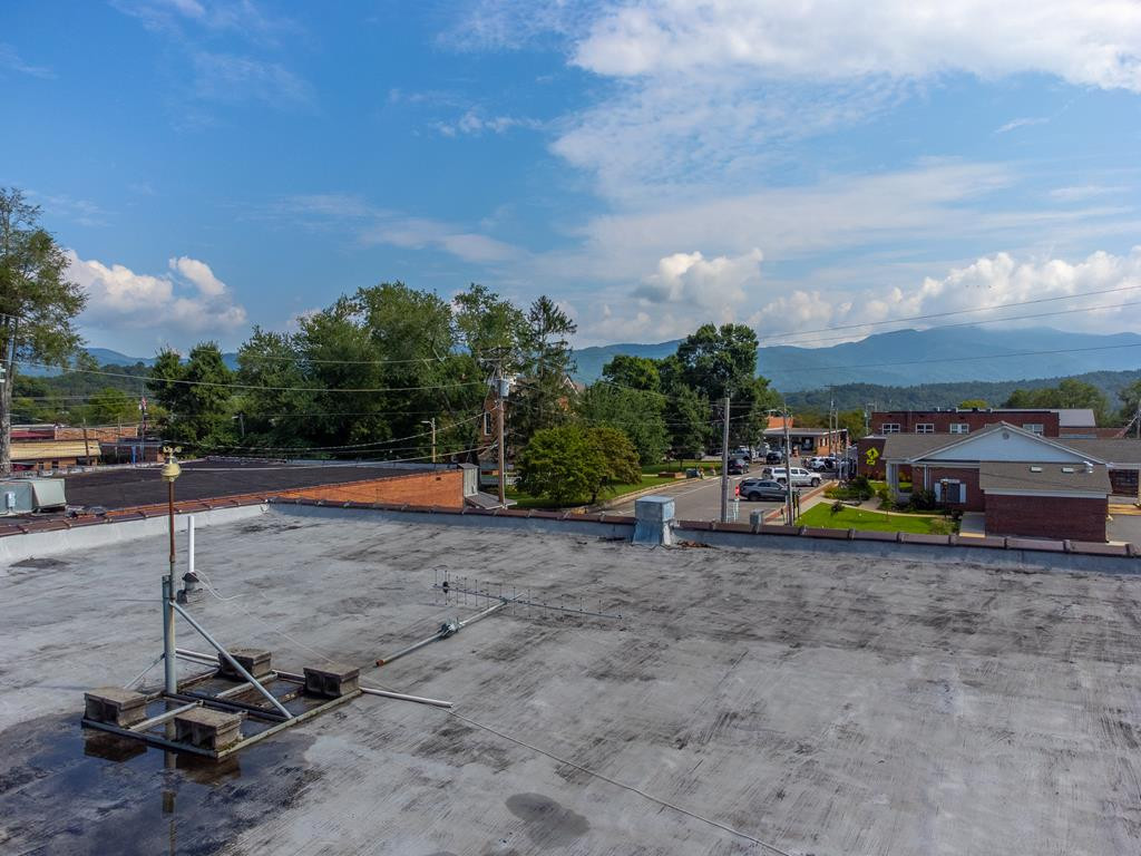main property photo 64