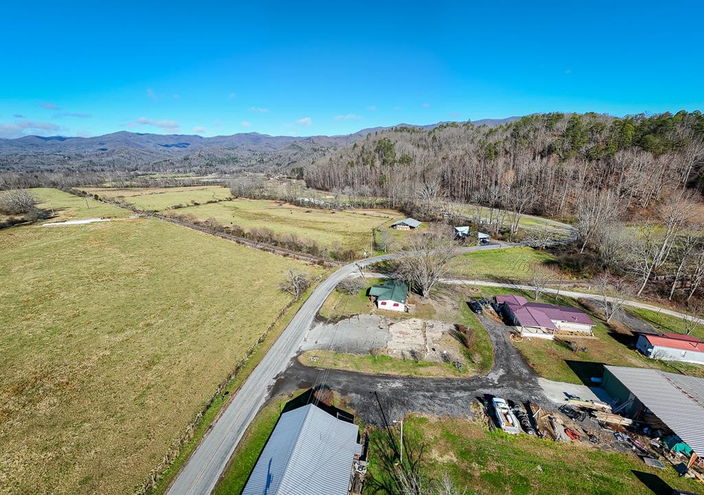 main property photo 25