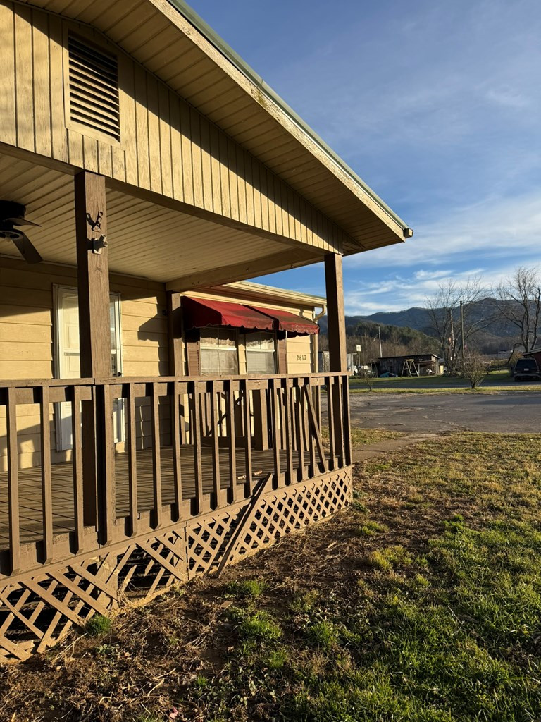 main property photo 28