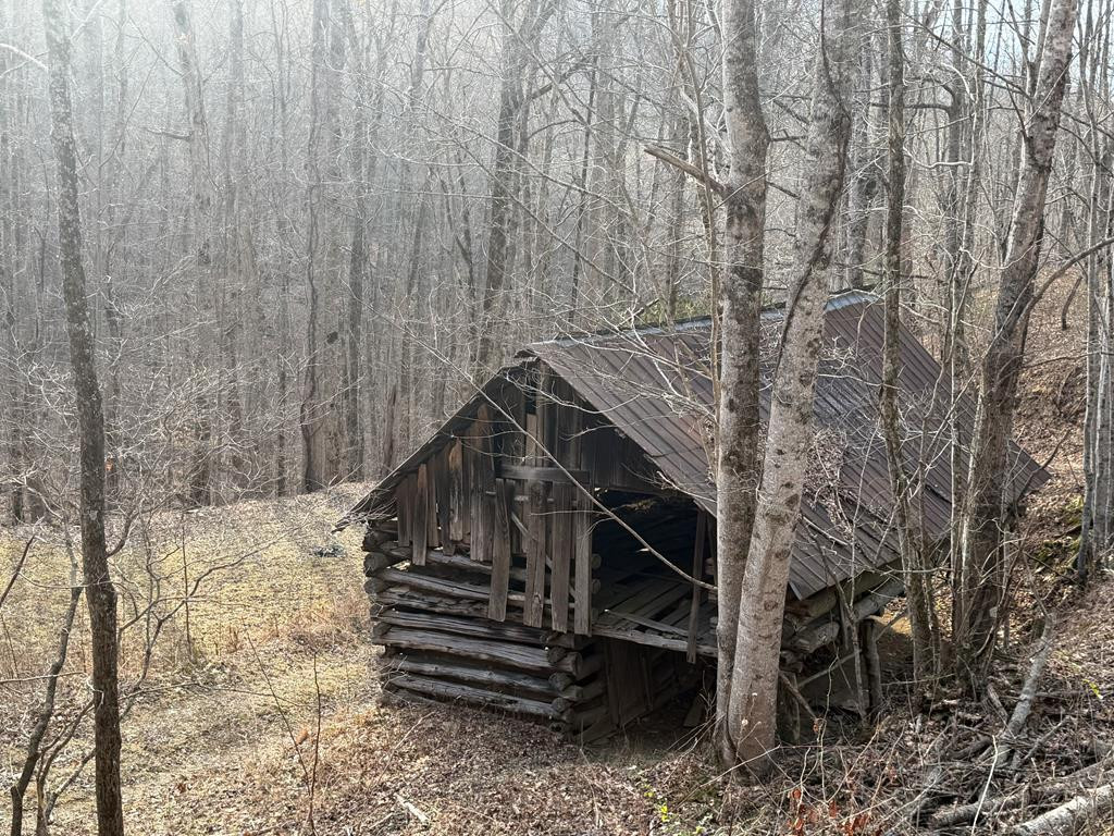 main property photo 14