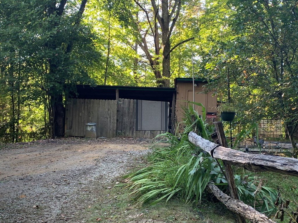 main property photo 13