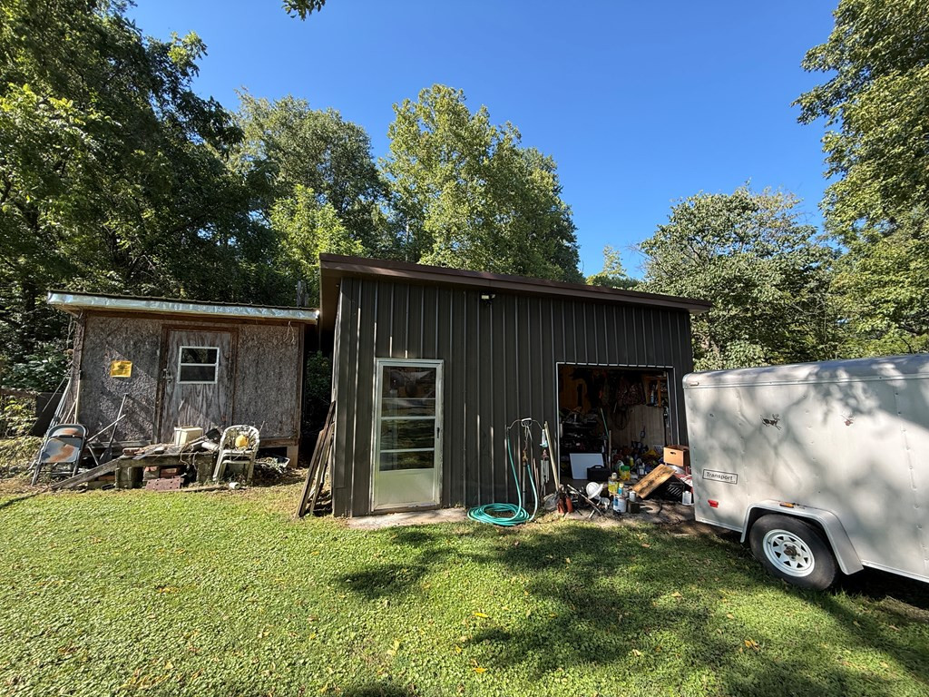 main property photo 14