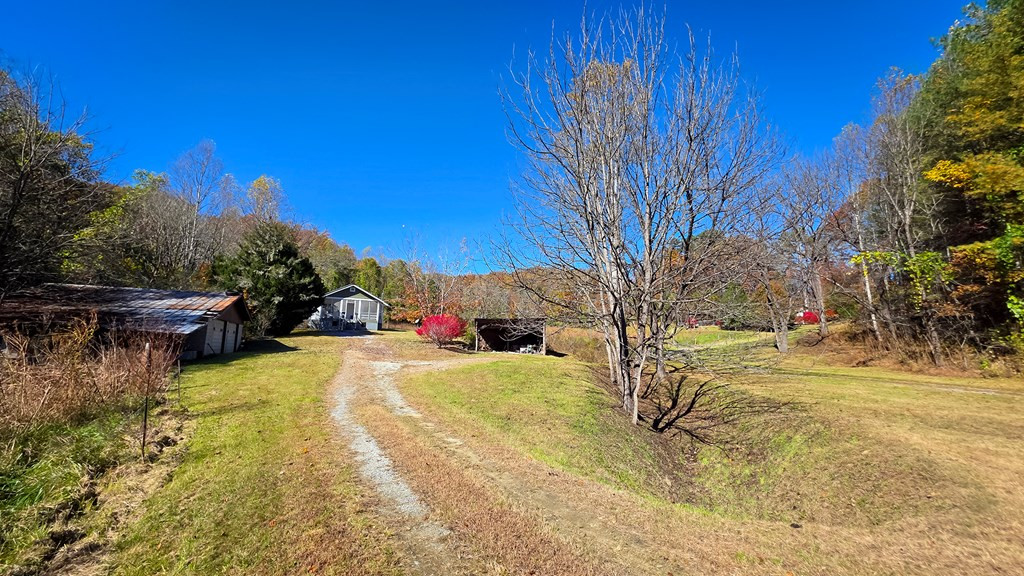 main property photo 10