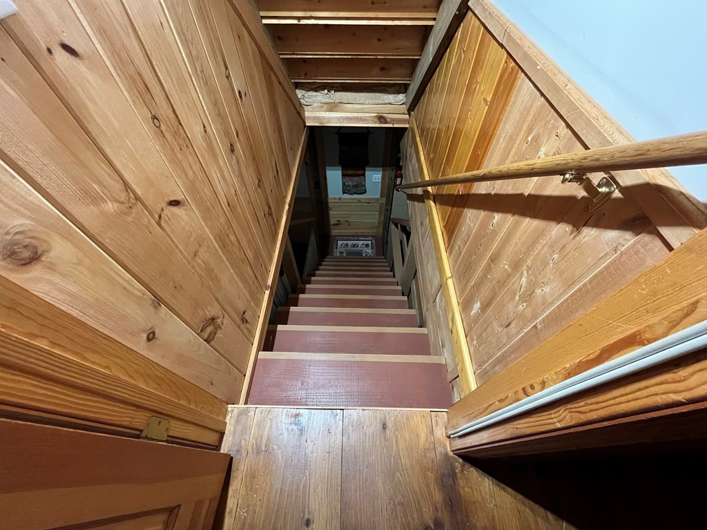 main property photo 44