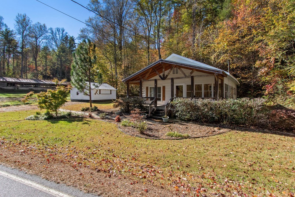 main property photo 6