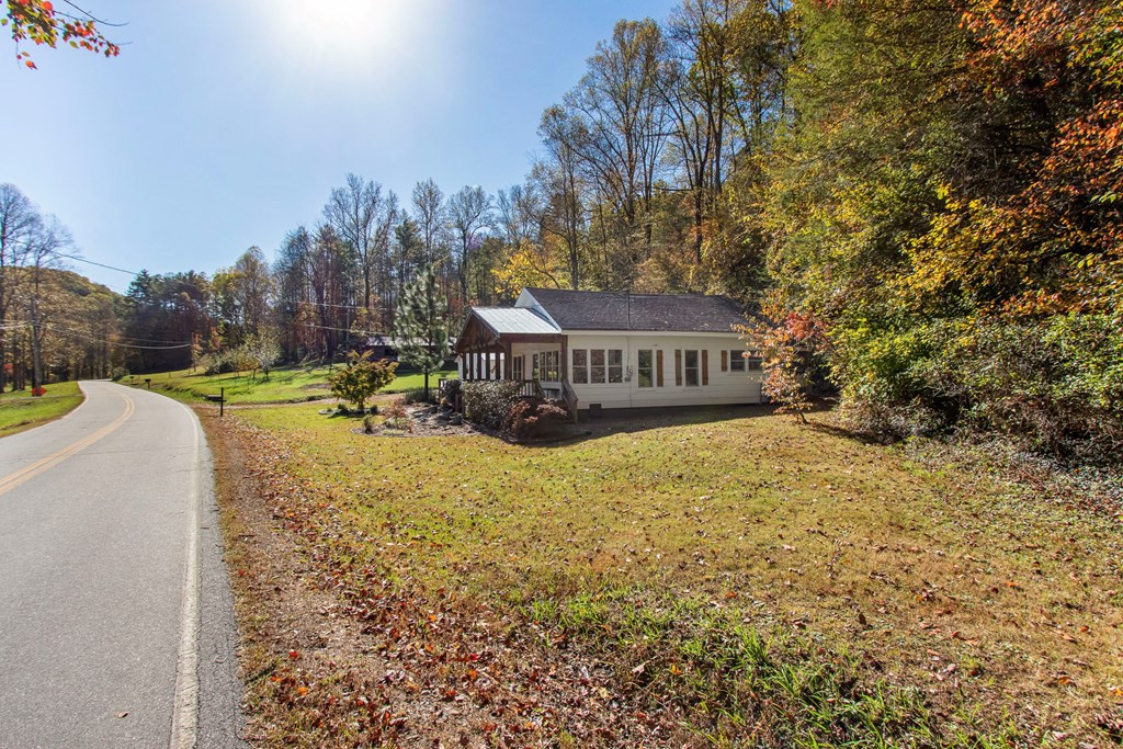 main property photo 7