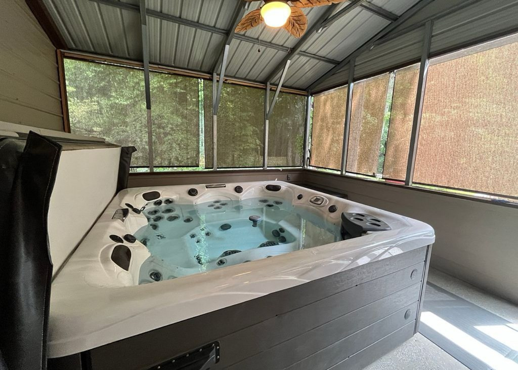 main property photo 26