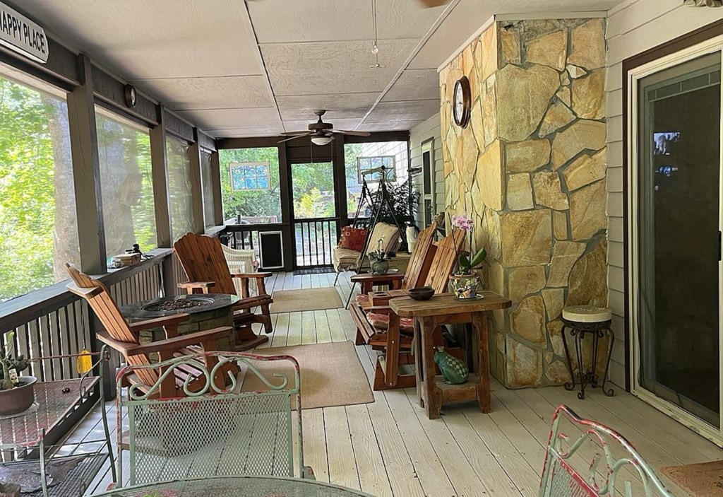 main property photo 31