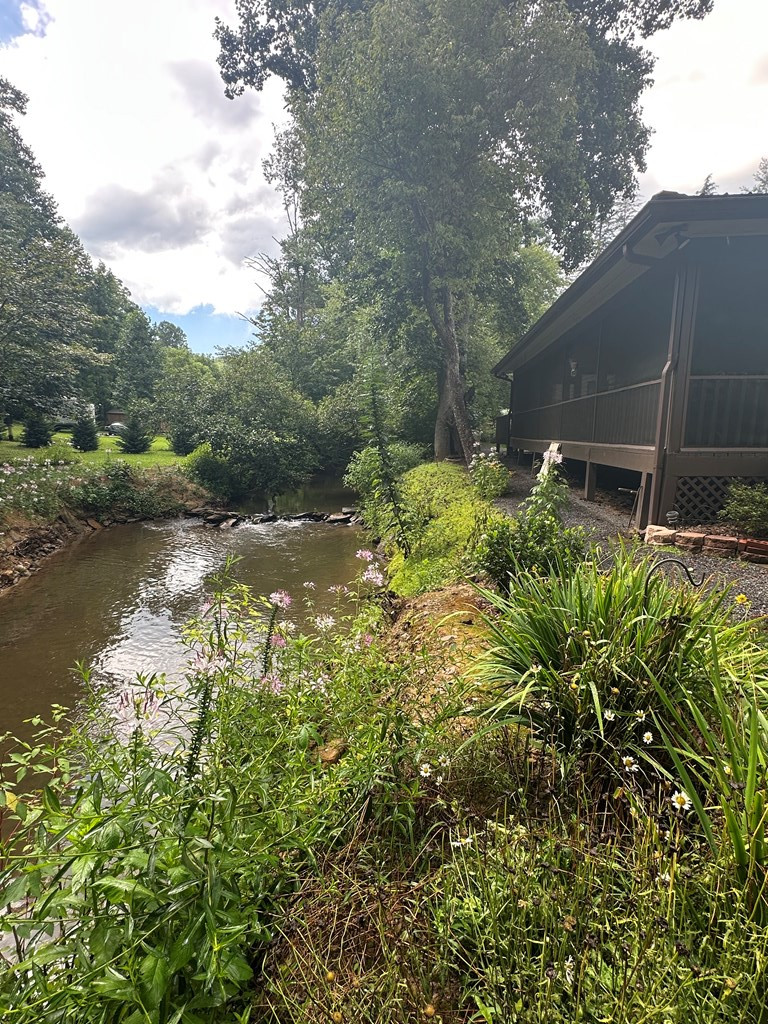 main property photo 38