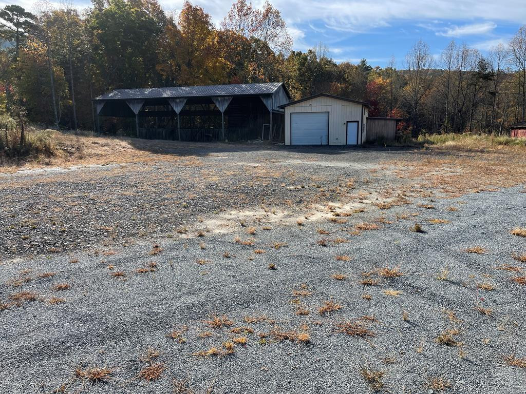 main property photo 5